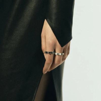 Кольцо Kazanskiy, белое золото 18 карат, черные бриллианты, 4 мм