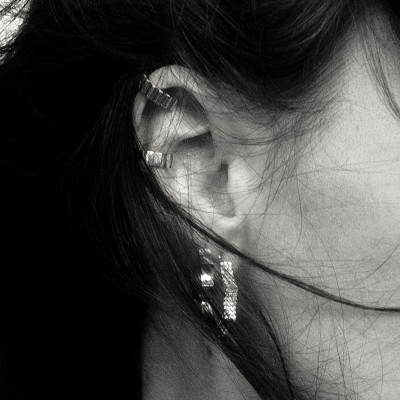 Кафф Kazanskiy, белое золото 18 карат, бриллианты, 3 мм (размеры S,M,L)