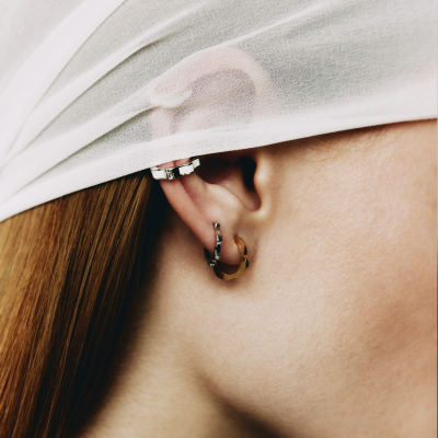 Серьга-пирсинг Kazanskiy, белое золото 18 карат, эмаль, 3 мм, размер Small